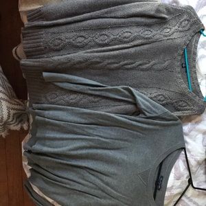 Set of two American eagle sweaters
